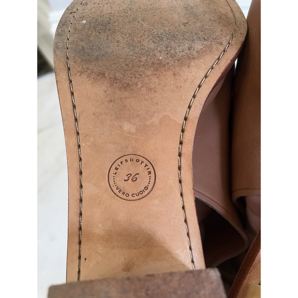 Leifsdottir Anthropologie Brown Leather Low Block Heel Sandals Size Euro 36 US 6 - Picture 7 of 7